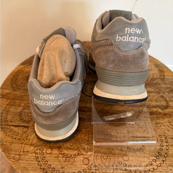 New Balance Men's 574 Gray Sneakers - Picture 3 of 6